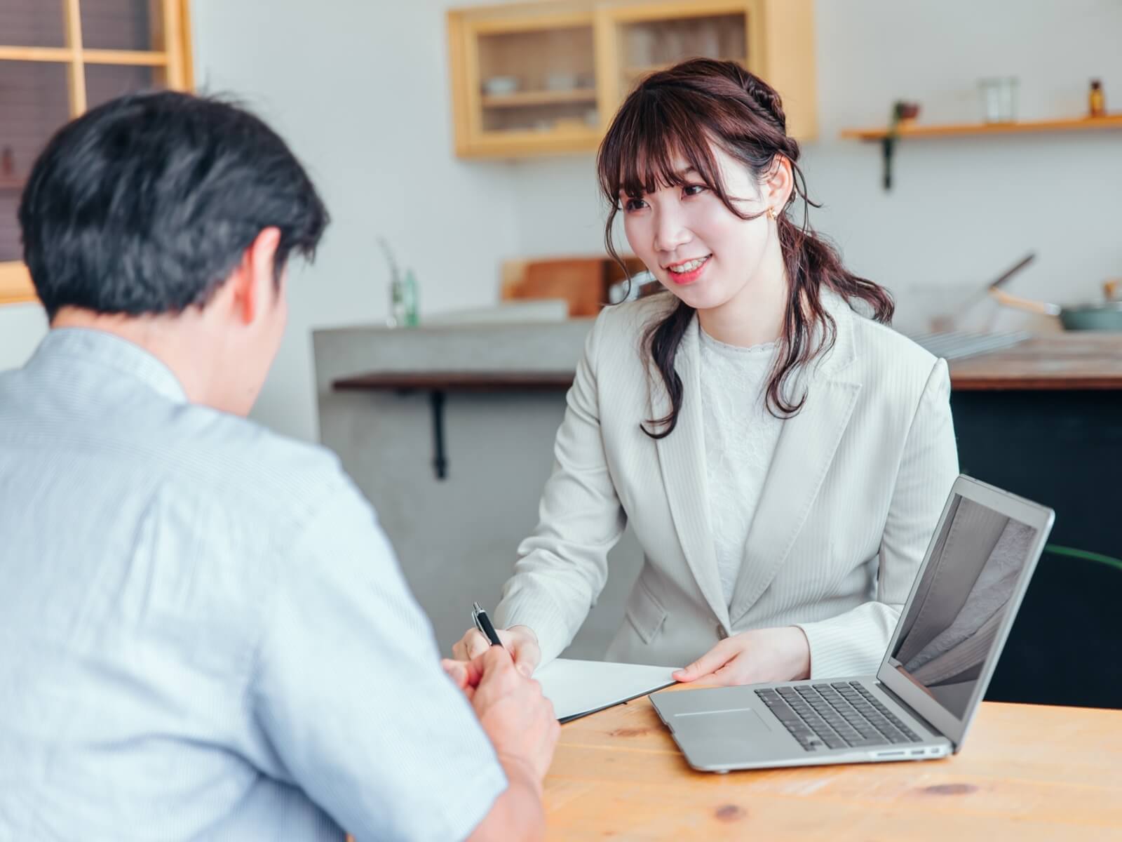 相続手続きで幅広い対応を行います